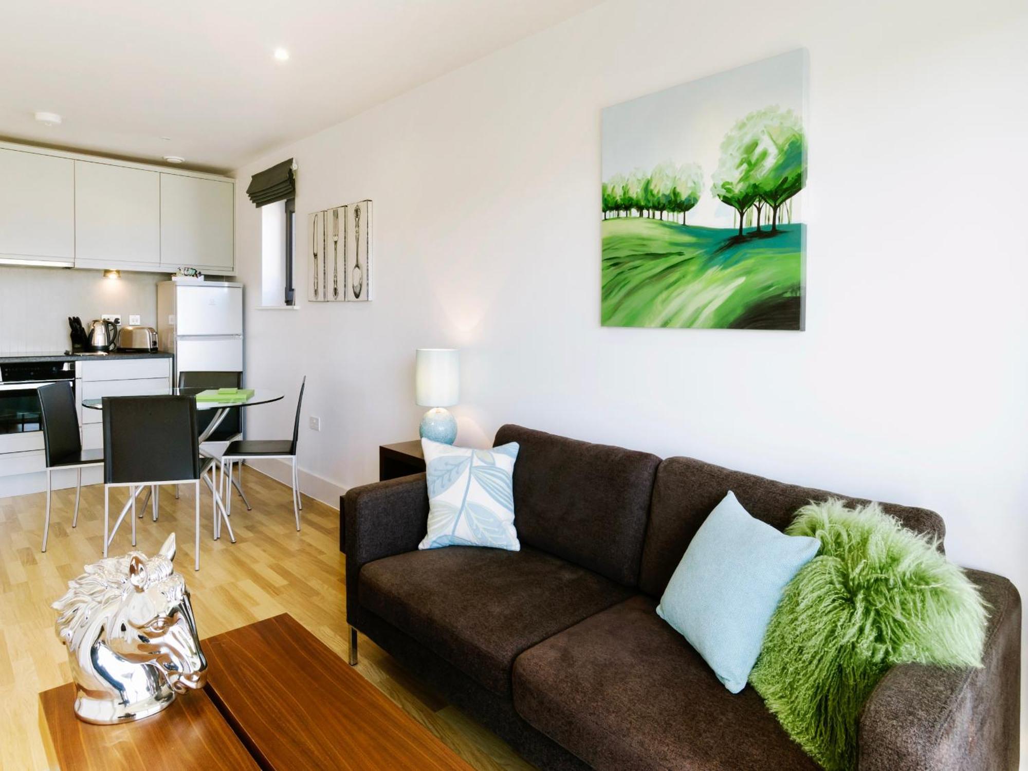 Your Space Apartments - Eden House CBG Екстериор снимка