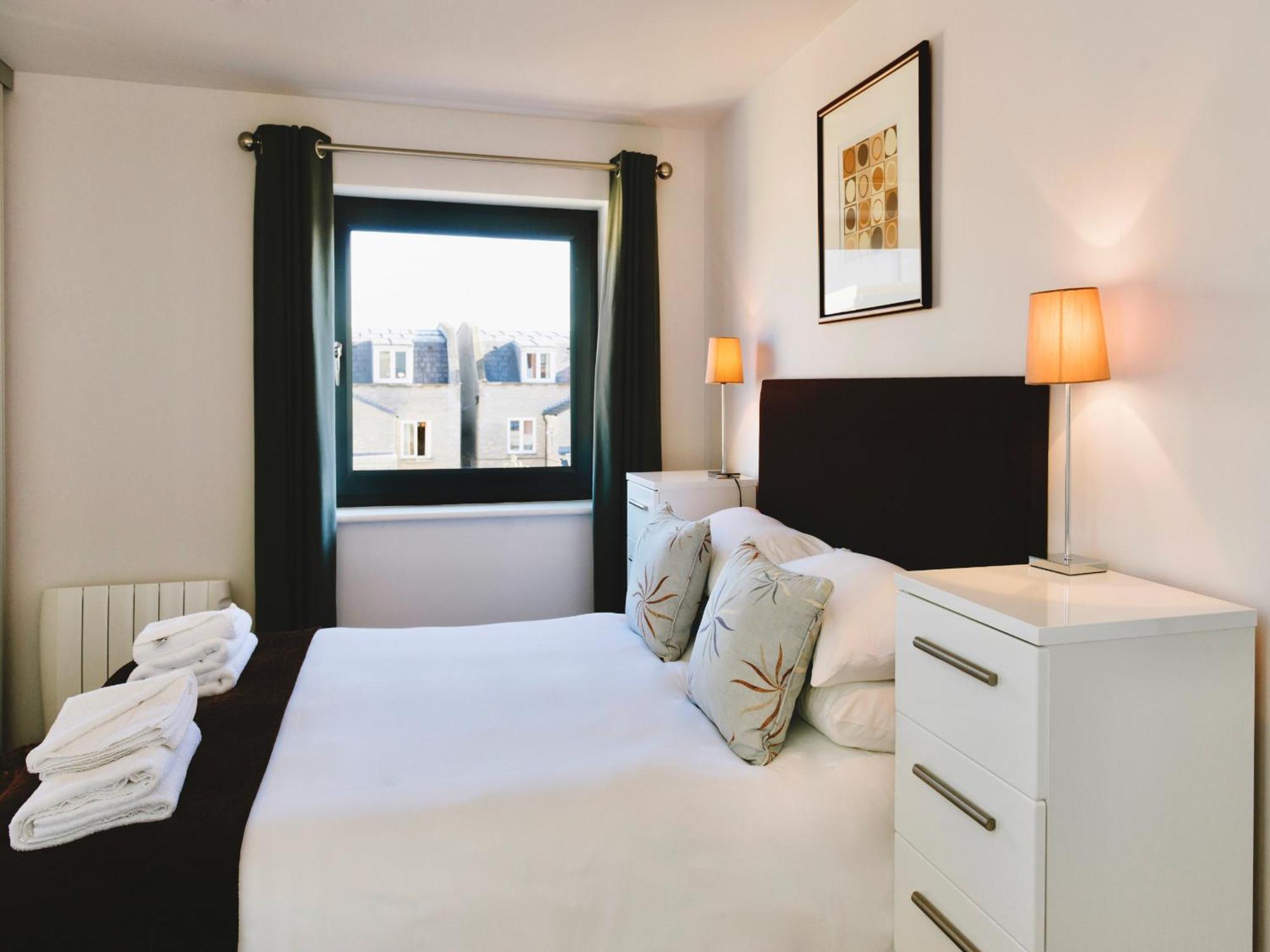 Your Space Apartments - Eden House CBG Екстериор снимка