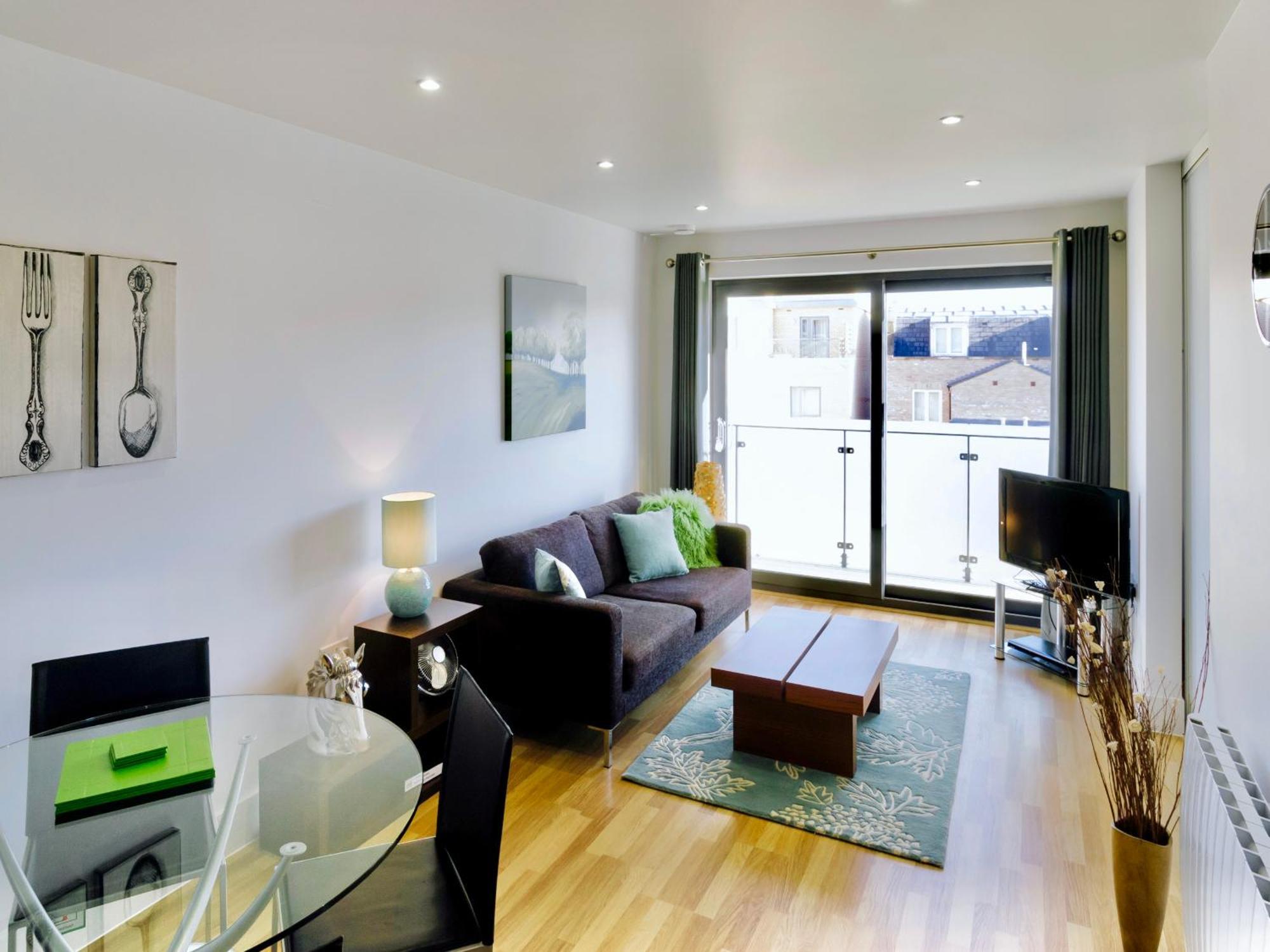 Your Space Apartments - Eden House CBG Екстериор снимка