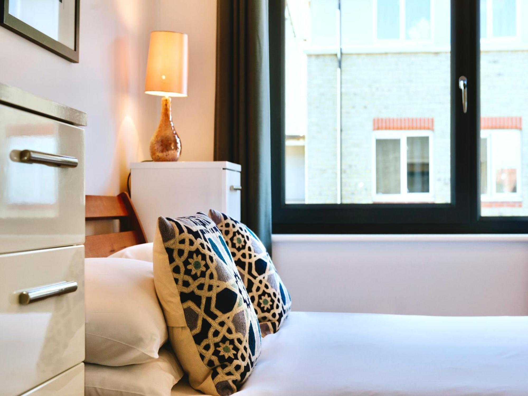 Your Space Apartments - Eden House CBG Екстериор снимка