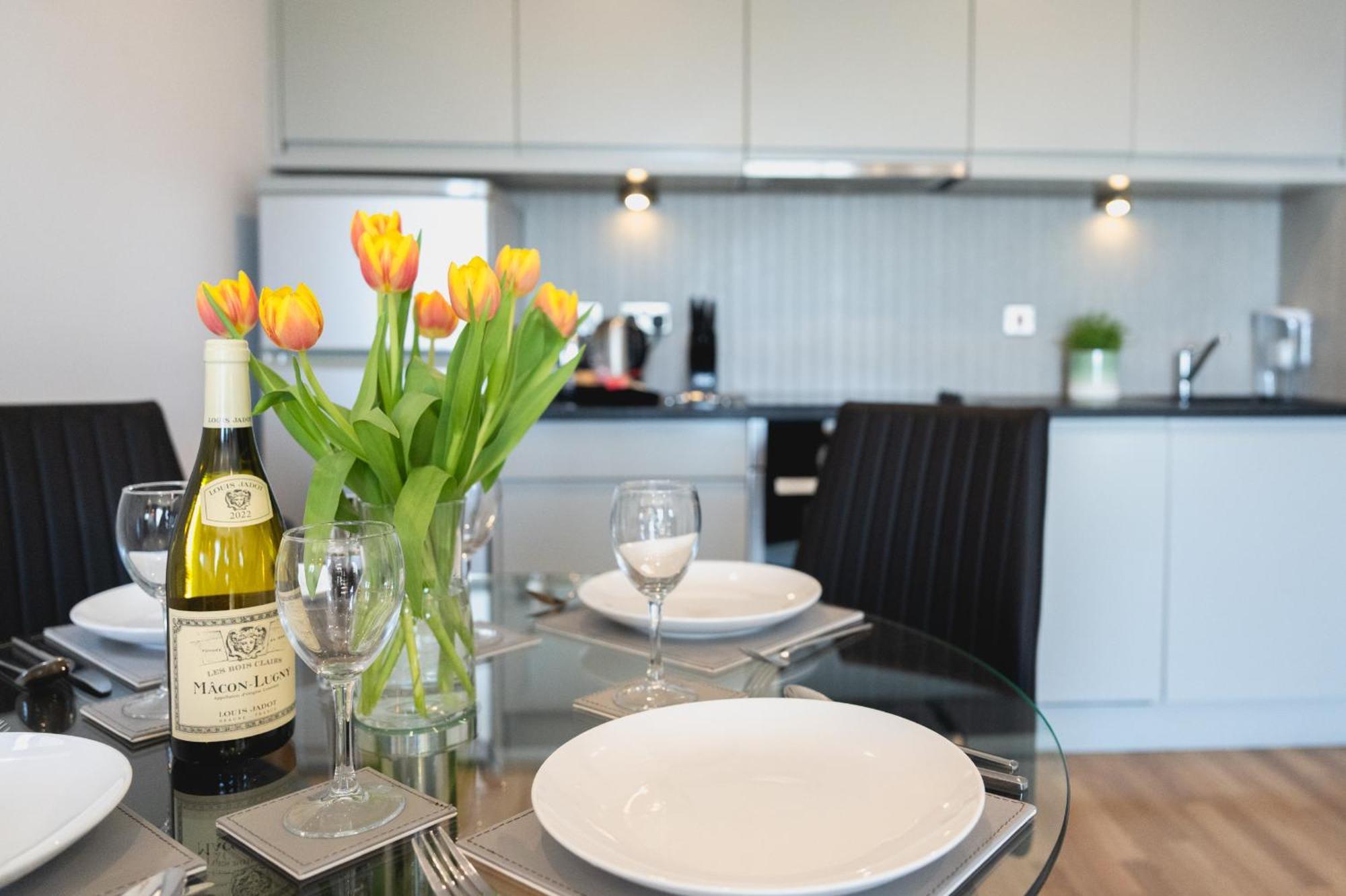 Your Space Apartments - Eden House CBG Екстериор снимка